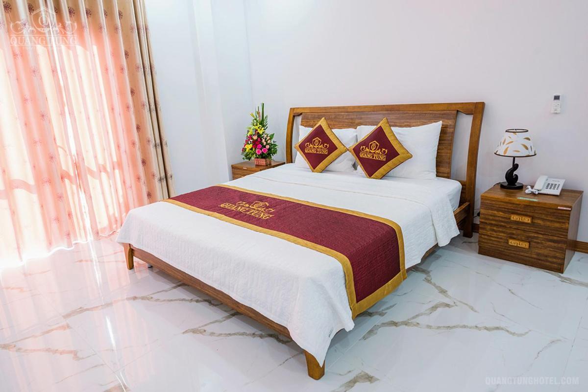 Quang Tung Hotel Dong Khe Sau Kültér fotó
